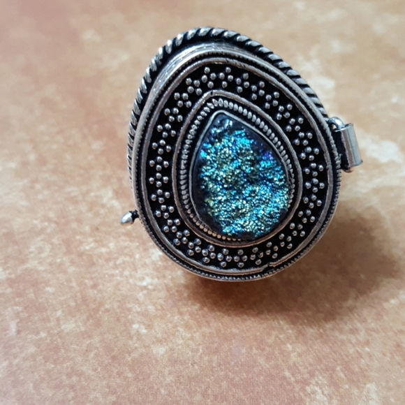 New Titanium Druzy 925 Silver Poison Ring. - Picture 5 of 8